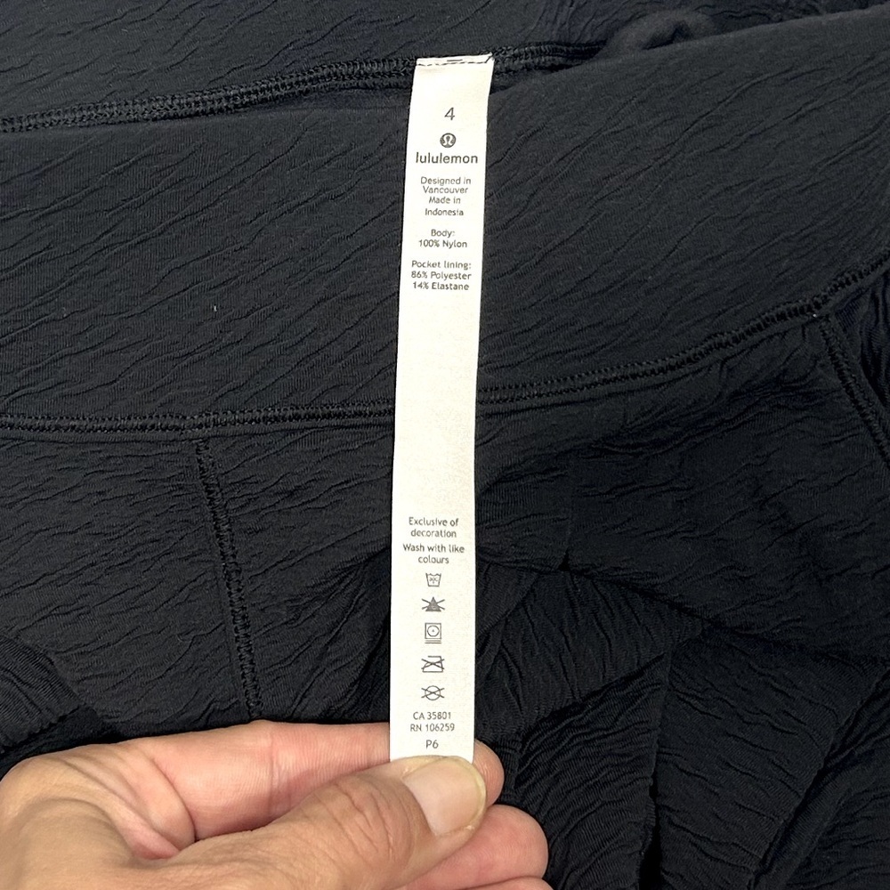 LULULEMON Can You Feel The Pleat Crop Moonwalk Size 4 - Picture 12 of 13